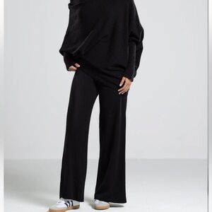 Jaki Pull-On Pants | Black